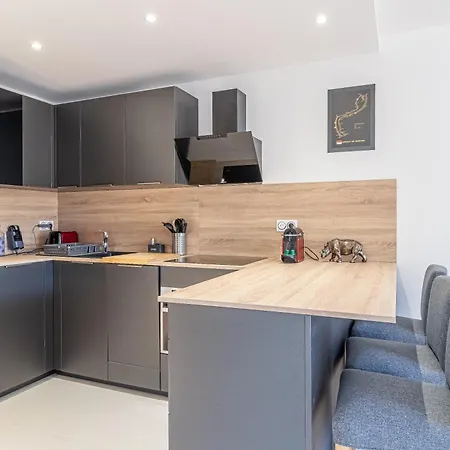 1 Bedroom Renovated Near Monaco Hébergement de vacances Beausoleil